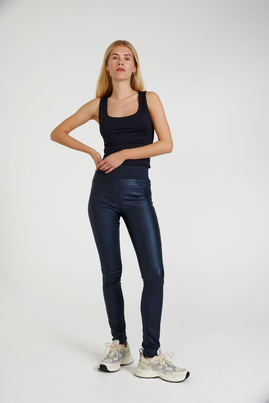 FQSHANTAL - COOPER - HOSE MIT STRETCH - SCHWARZ