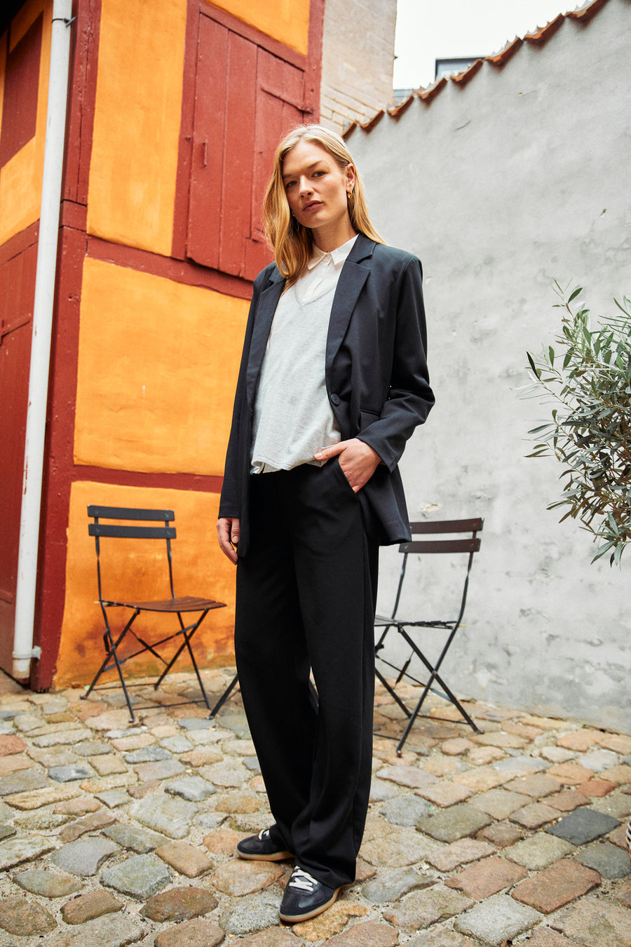 FQNANNI - BLAZER - SCHWARZ