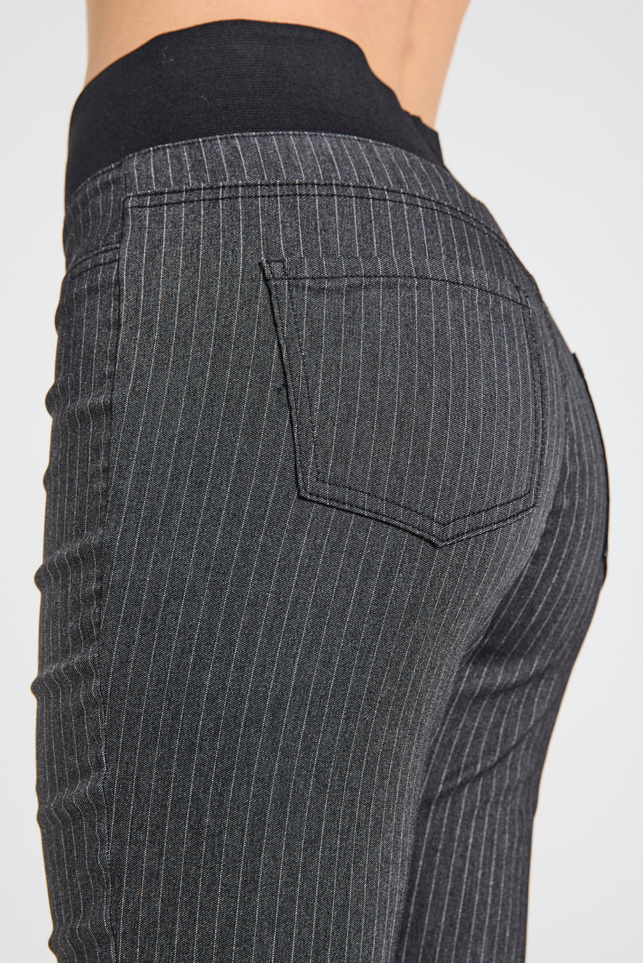 FQSHANTAL - HOSE - GRAU UND WEISS