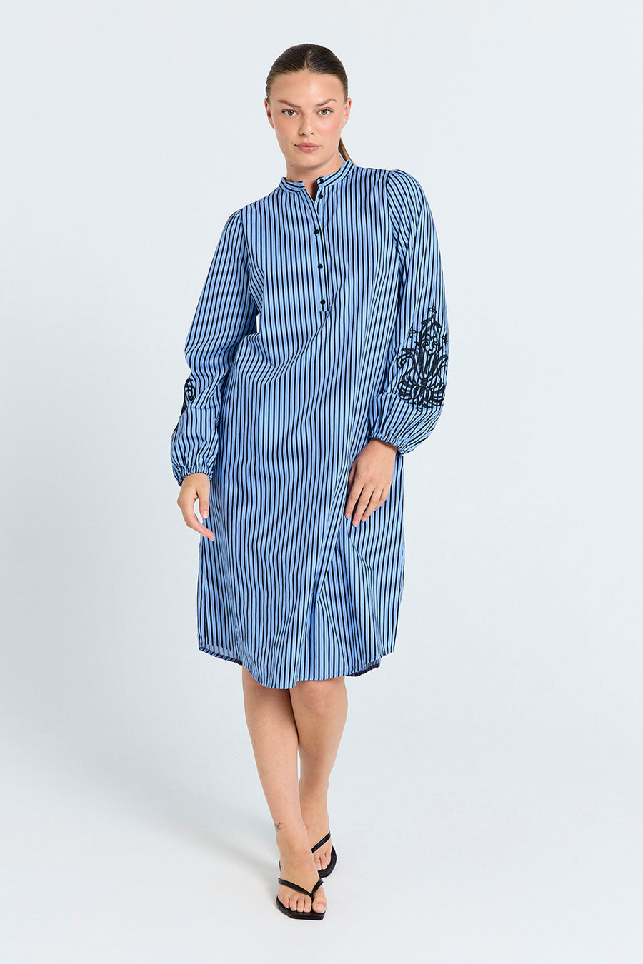 FQJOLIE – GESTREIFTES KLEID - BLAU