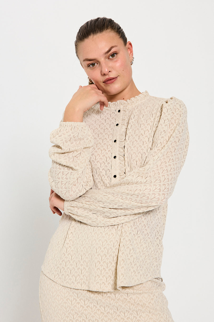 FQRIGGA - BLUSE MIT SPITZE - BEIGE