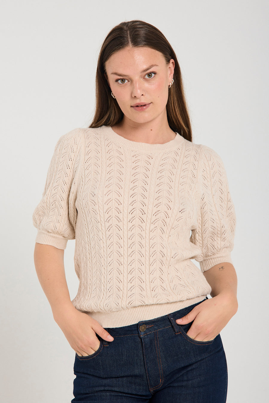 FQCLARRY – STRICKPULLOVER MIT LOCHMUSTER - BEIGE