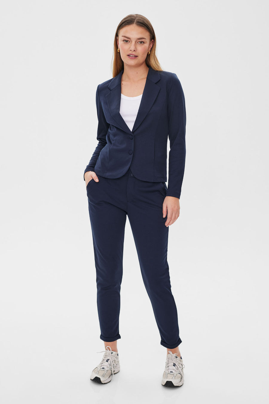 FQNANNI - FIGURBETONTER BLAZER - BLAU