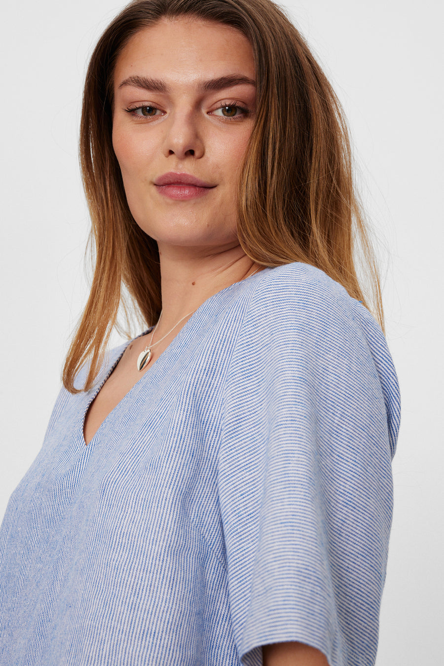 FQLAVA - BLUSE MIT STREIFENMUSTER - WEISS UND BLAU