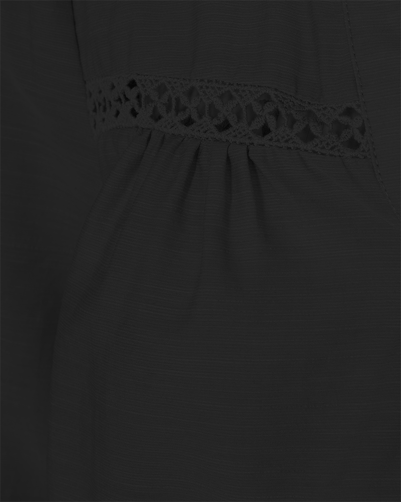 FQDRIVA - BLUSE - SCHWARZ