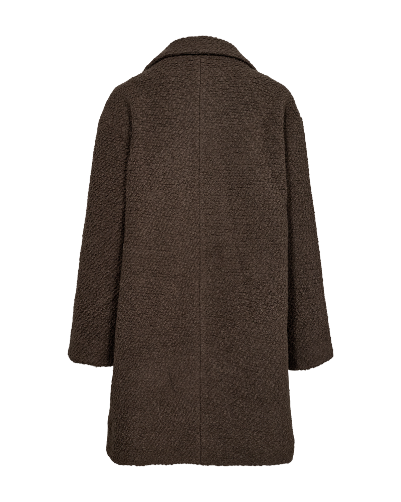 Back view of the FQSIXTY - JACKE - BRAUN, a long, dark brown wool coat with a collar. It features a simple design with a soft yet slightly coarse texture, offering comfort and style in its relaxed fit (weite Passform).