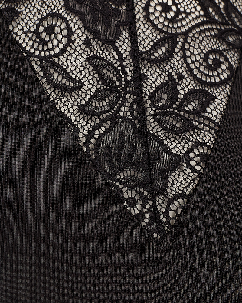 FQELDUNA - BLUSE MIT SPITZE - SCHWARZ