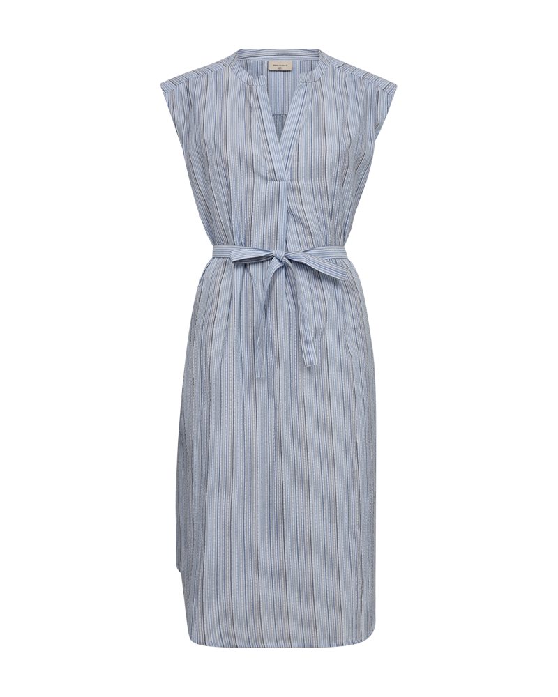 FQSUCRE - KLEID - WEISS UND BLAU