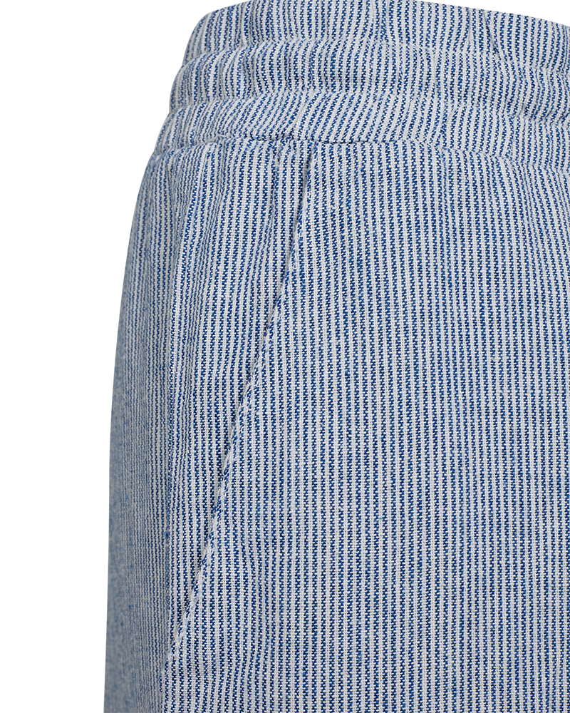 FQLAVA – GESTREIFTE KNÖCHELLANGE HOSE AUS LEINEN - WEISS UND BLAU