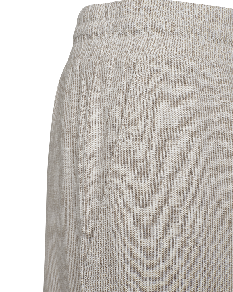 FQLAVA – GESTREIFTE KNÖCHELLANGE HOSE AUS LEINEN - WEISS UND BEIGE