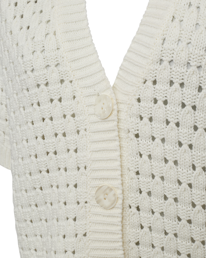 FQFLOTTA - GESTRICKTER CARDIGAN - WEISS
