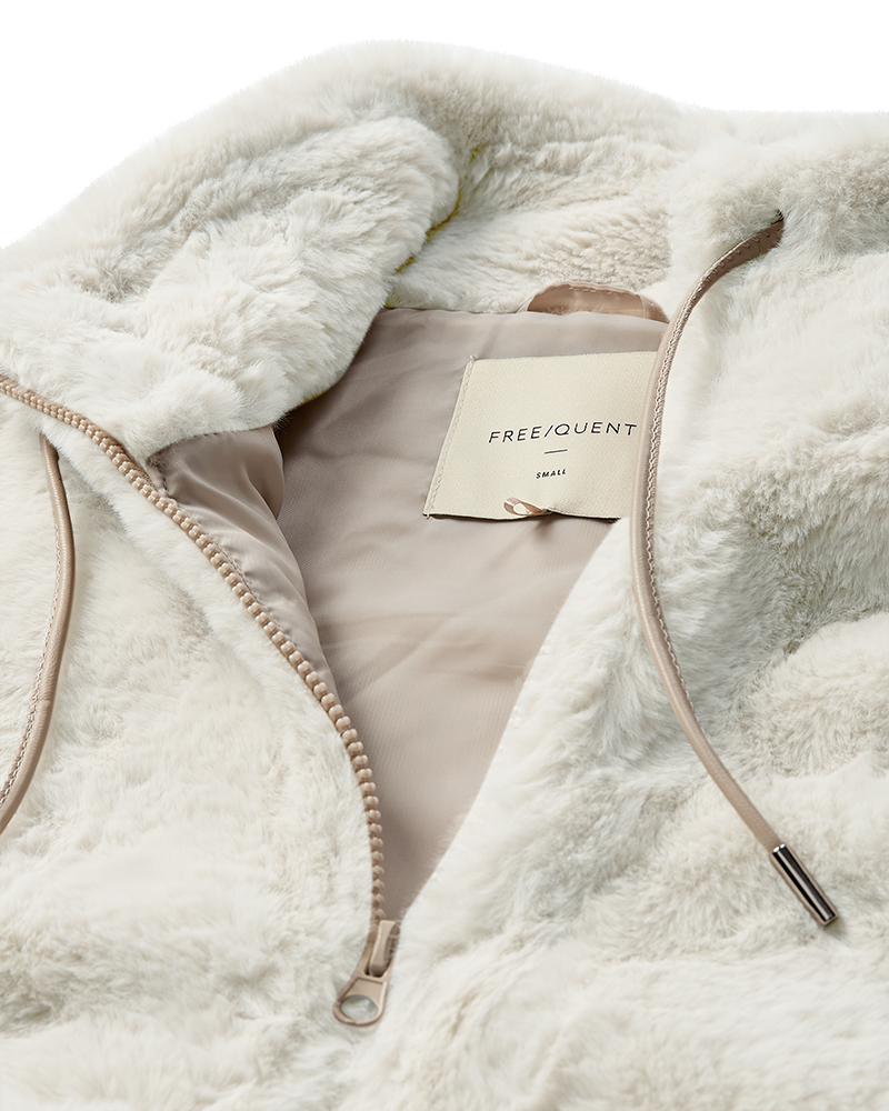 FQFONY – WESTE AUS KUNSTFELL - BEIGE